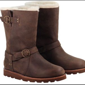 NEW Ugg boots for women size 9